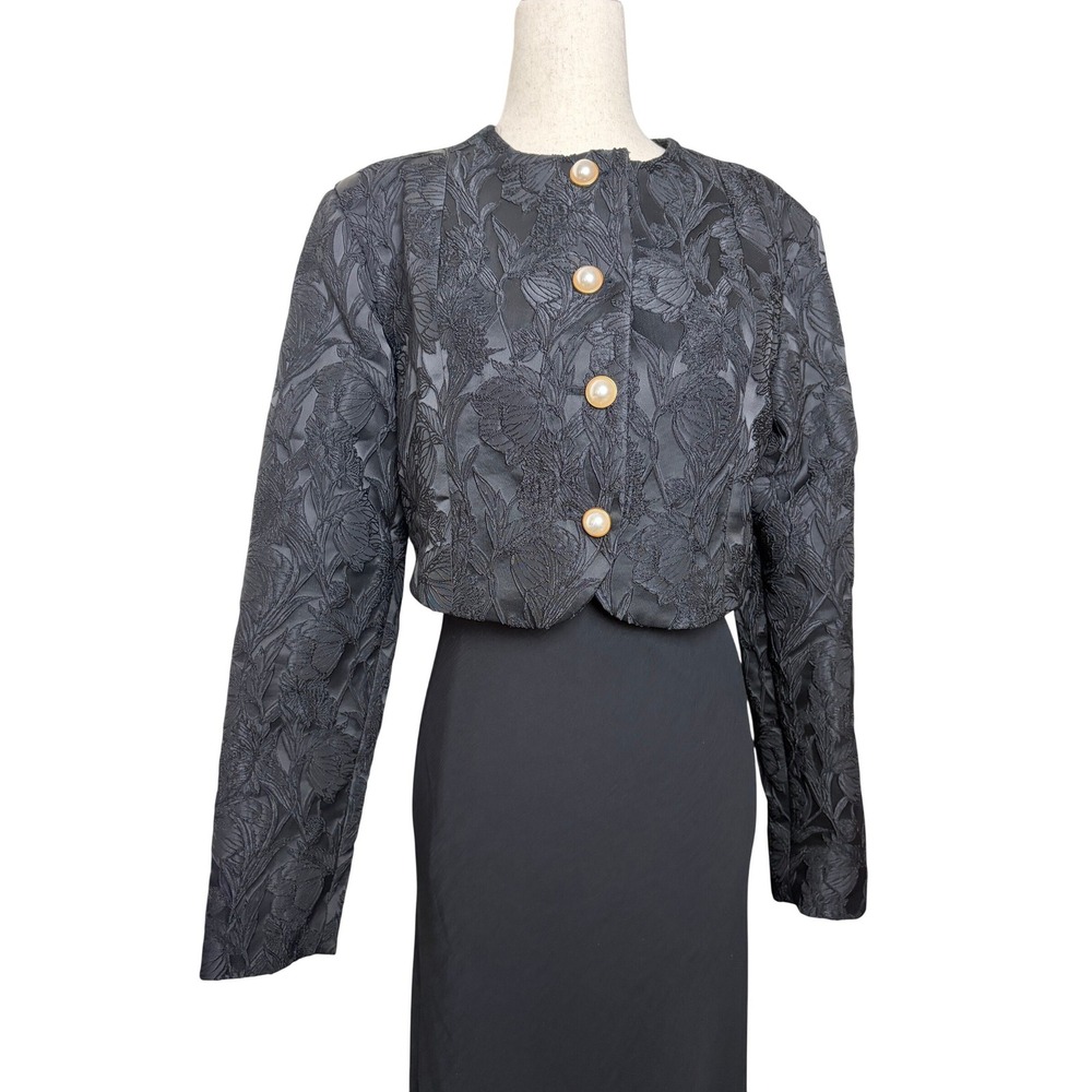 Valentina Shah Black Floral Jacquard Cropped Jacket Pearl Button Italy Womens‎